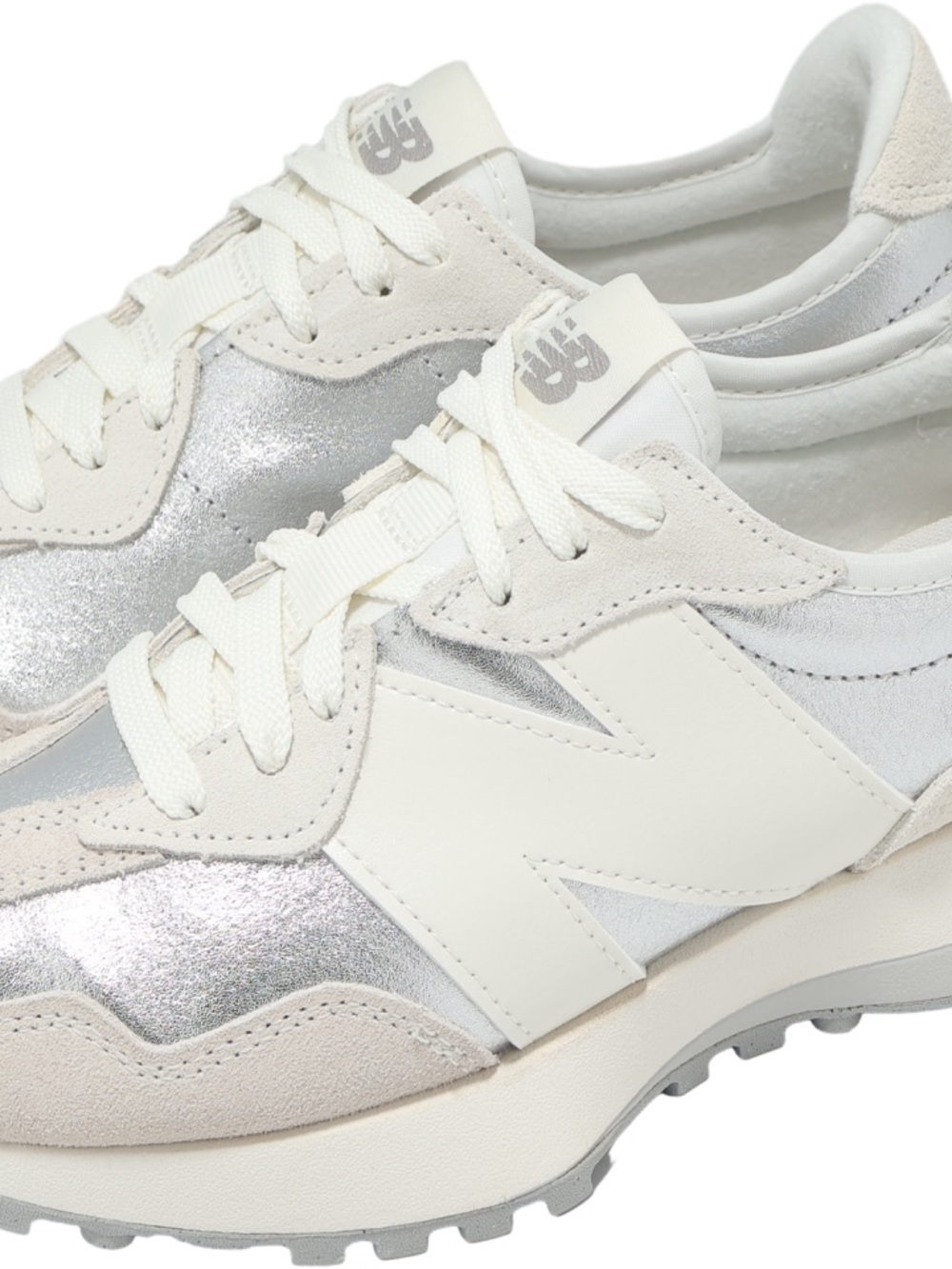 New Balance 327/ Women’s Athletic Shoe/ Size 10.5/ Silver Metallic & Sea Salt - Picture 7 of 9
